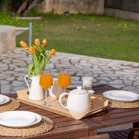 Morris Villa Nydri (Lefkada)