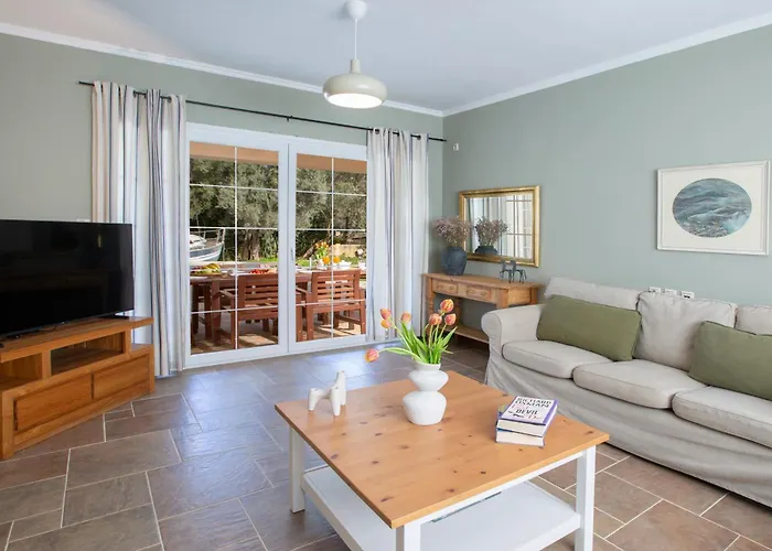 Morris Villa Nydri (Lefkada)