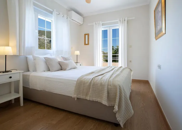 Morris Villa Nydri (Lefkada)